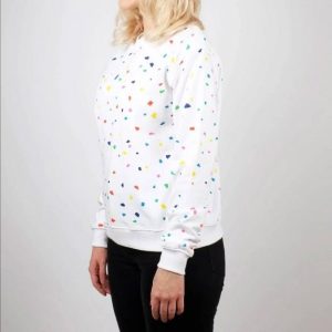Women's patterned white t-shirt
